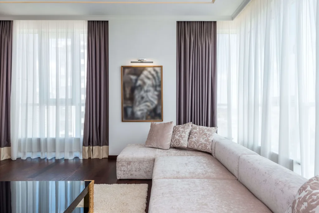 Neutral Living Room Curtain Ideas