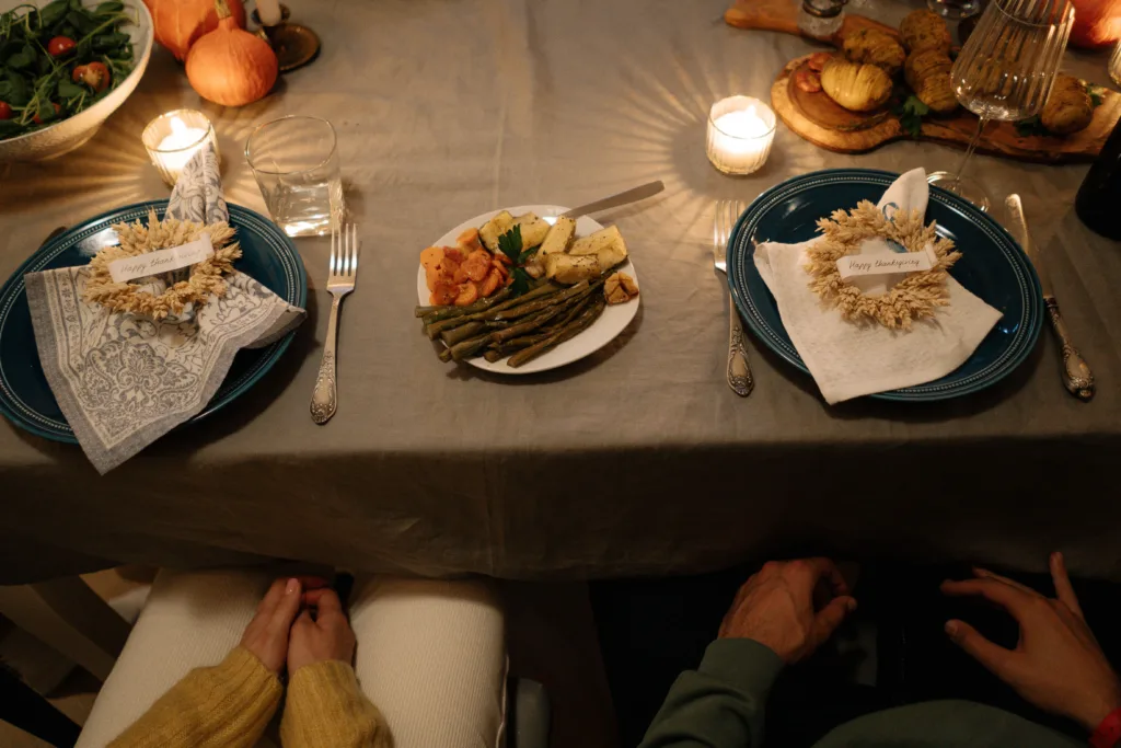 Thanksgiving Table Setting